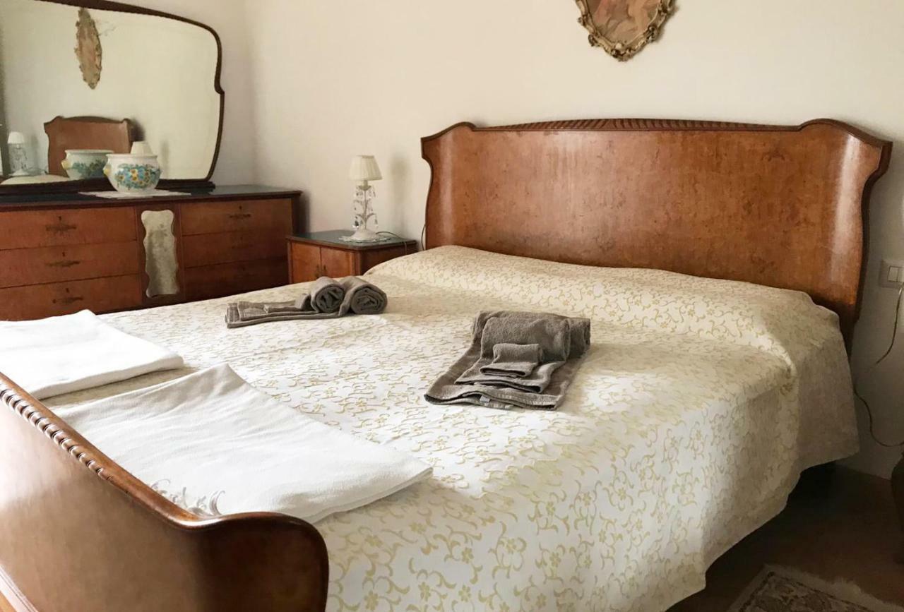 Big Apartment With Lake View And Three Bedrooms Sala Comacina Exterior foto